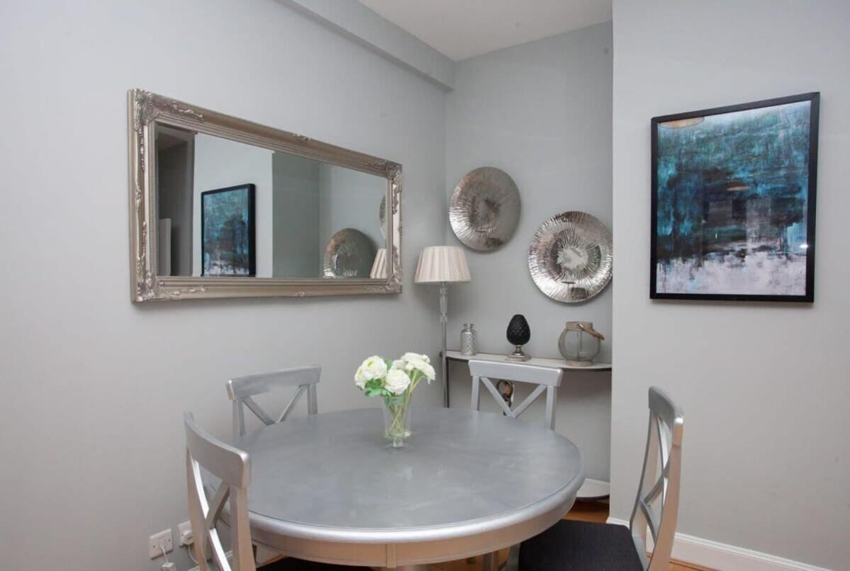 Modern And Refurbished Flat In Merchant City Glasgow Extérieur photo