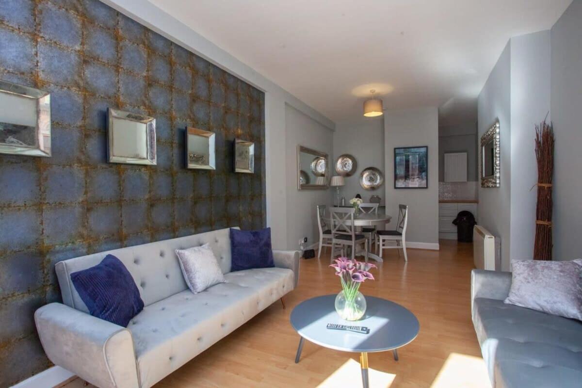 Modern And Refurbished Flat In Merchant City Glasgow Extérieur photo